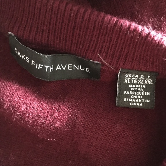 SAKS FIFTH AVENUE Burgundy Merino Wool Black Intarsia Heart Crew Sweater XL - Picture 4 of 4